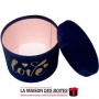 La Maison des Boîtes - Boîte Cadeau à fleurs Cylindrique en Velours - Bleu & Désigne "Love" en Doré  (20.5x15 cm) - Tunisie Meil